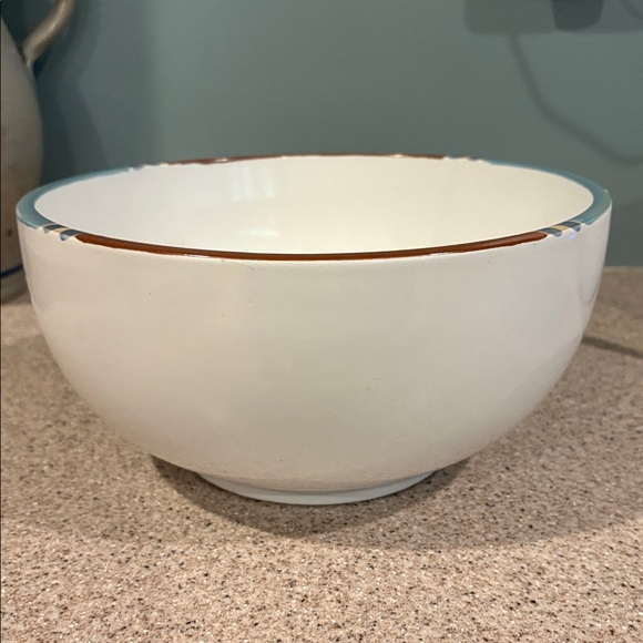 VINTAGE- DANSK Mesa Large Ceramic Bowl, 10” Across, White with Painted Detail - Picture 1 of 4